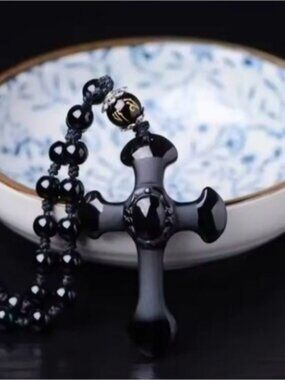❗️5/$25❗️Elegant Black Beaded Cross Necklace